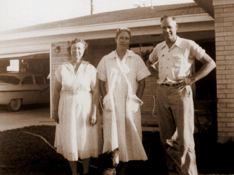 Cleo, Fran, and Herman at home in Albequerque, July 1956